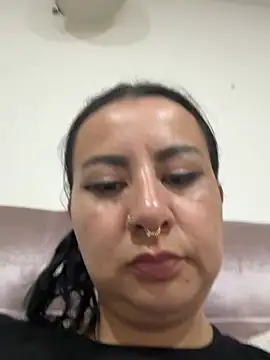 Snapshot of Abril_Luv chatting on 03-02-26, 01:30 Abril Luv online show from 03-02-26, 01:30