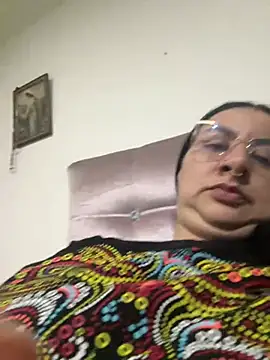 Abril Luv online show from 03-30-26, 01:28