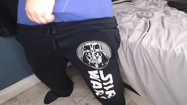 Snapshot of valhallacouple420 chatting on 02-06-25, 11:58 valhallacouple420 online show from 02-06-25, 11:58