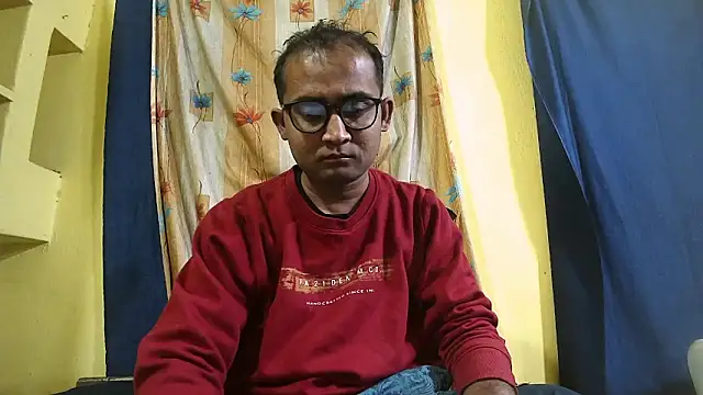 Snapshot of Cute_boy2000 chatting on 02-09-25, 12:30 Cute boy2000 online show from 02-09-25, 12:30