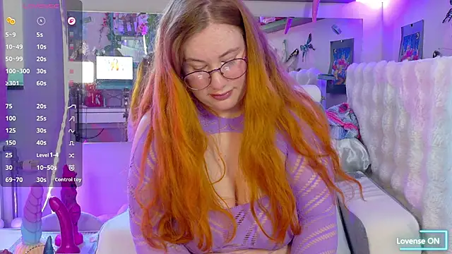 Snapshot of FluffyRainbowKity chatting on 07-09-26, 12:42 FluffyRainbowKity online show from 07-09-26, 12:42