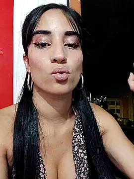 Snapshot of _nathaly_sweet chatting on 02-14-25, 04:04  nathaly sweet online show from 02-14-25, 04:04