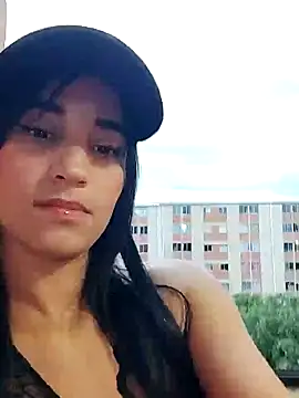 Snapshot of _nathaly_sweet chatting on 03-17-25, 11:11  nathaly sweet online show from 03-17-25, 11:11