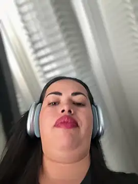 andra rose online show from 04-13-26, 03:06