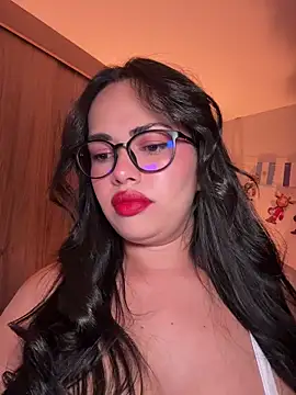Snapshot of andra_rose chatting on 06-23-26, 11:14 andra rose online show from 06-23-26, 11:14