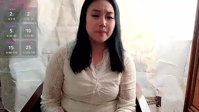 Snapshot of Vivianangn-e chatting on 04-22-26, 07:44 Vivianangn-e online show from 04-22-26, 07:44