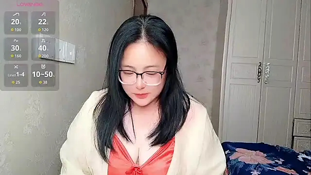 Snapshot of Vivianangn-e chatting on 06-11-26, 08:12 Vivianangn-e online show from 06-11-26, 08:12