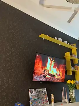 Tasty Nora online show from 03-12-25, 08:51