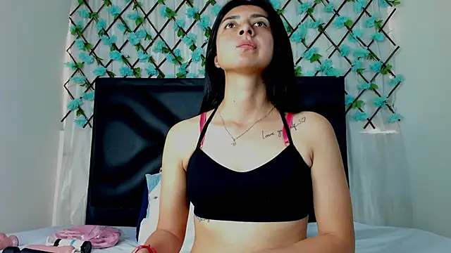 EmmaWilliamss online show from 02-04-25, 04:18