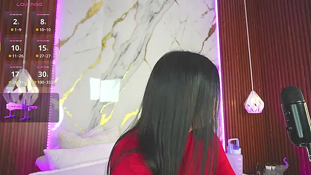 haylie  online show from 02-14-25, 04:15