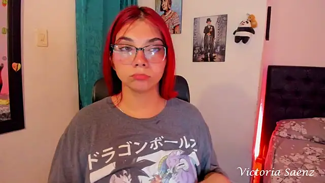 victoriaasaenz  online show from 02-02-25, 12:40