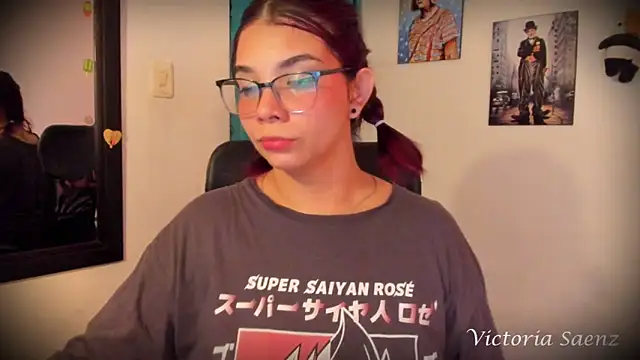 victoriaasaenz  online show from 03-20-25, 12:40