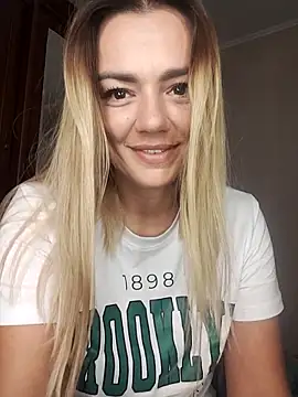 KrissSexi online show from 10-12-25, 07:51