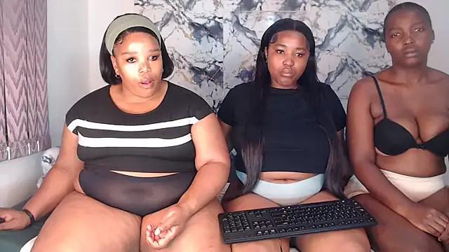 SexyAmeena2002 online show from 06-16-26, 10:01