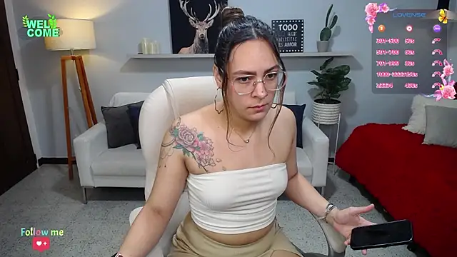 Bianca     online show from 10-13-25, 11:27