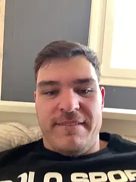 Snapshot of sergigomez chatting on 10-26-25, 11:16 sergigomez online show from 10-26-25, 11:16