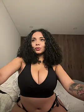 Mariecurl online show from 12-14-24, 02:31