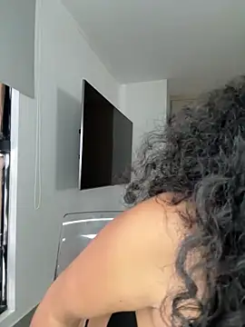 Mariecurl online show from 04-15-26, 08:42