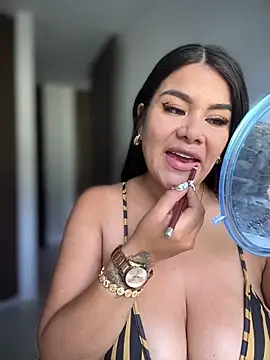 Insane Issa online show from 11-22-25, 04:17