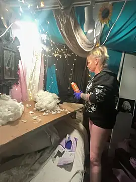 SummerBlueMoon online show from 03-04-26, 03:34