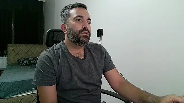 Snapshot of tgltplsr chatting on 09-19-25, 12:23 tgltplsr online show from 09-19-25, 12:23