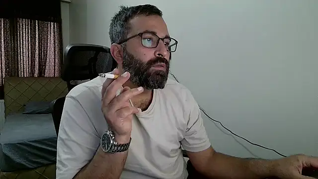 Snapshot of tgltplsr chatting on 11-28-25, 06:49 tgltplsr online show from 11-28-25, 06:49