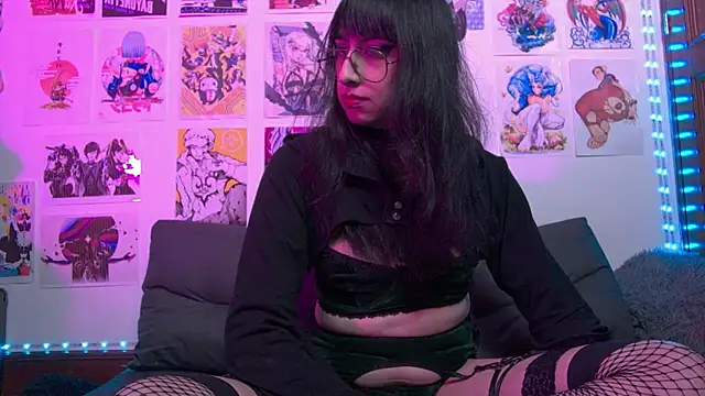 Snapshot of snowblack_ chatting on 01-08-25, 02:14 snowblack online show from 01-08-25, 02:14