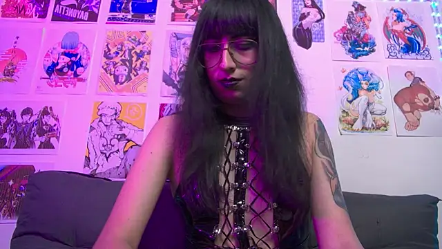 Snapshot of snowblack_ chatting on 01-09-25, 10:20 snowblack online show from 01-09-25, 10:20