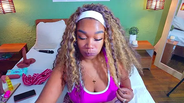 dannaahbrown online show from 04-04-26, 01:19