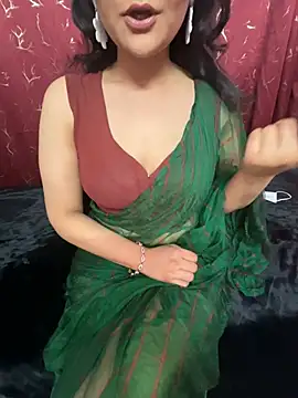 Snapshot of LuscousPussy chatting on 01-20-25, 04:01 LuscousPussy online show from 01-20-25, 04:01