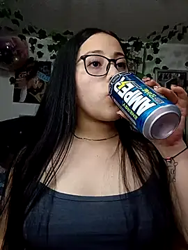 Snapshot of persefone_core chatting on 03-11-25, 01:16 persefone core online show from 03-11-25, 01:16