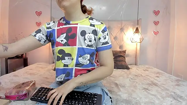 SakuraLee  online show from 04-01-26, 12:17