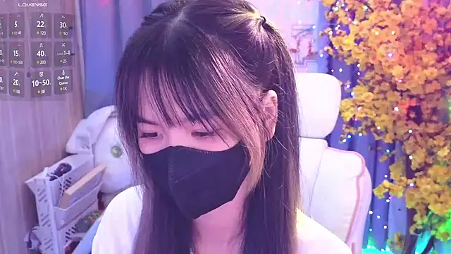 Snapshot of Your-Sunshine chatting on 02-03-25, 04:20 Your-Sunshine online show from 02-03-25, 04:20