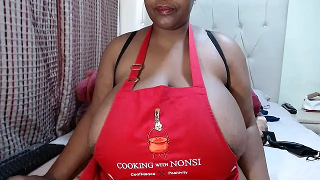 Snapshot of CHOCOLATEDARKBUSTYX chatting on 09-19-25, 06:04 CHOCOLATEDARKBUSTYX online show from 09-19-25, 06:04