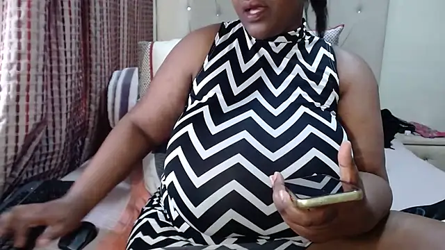 Snapshot of CHOCOLATEDARKBUSTYX chatting on 09-29-25, 09:14 CHOCOLATEDARKBUSTYX online show from 09-29-25, 09:14