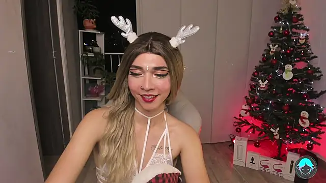 Snapshot of sofi_elfqueen chatting on 12-28-24, 03:04 sofi elfqueen online show from 12-28-24, 03:04