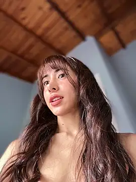 lauravasquez online show from 04-10-26, 04:55