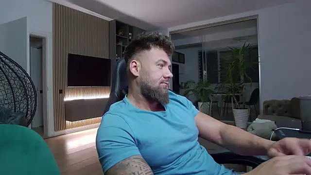 UbbeViking online show from 02-08-25, 05:39