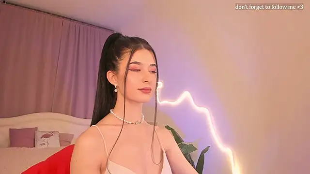 LauraCoy online show from 02-28-26, 08:21