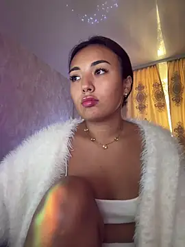 Snapshot of lily__foster chatting on 04-30-26, 02:34 lily foster online show from 04-30-26, 02:34