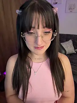 Megan lu2 online show from 02-25-25, 02:58