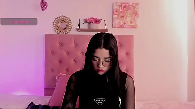 aliice walker  online show from 12-05-24, 03:28