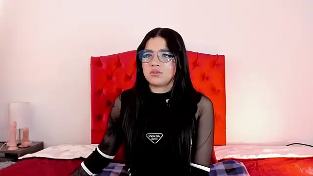 aliice walker  online show from 12-17-24, 03:39