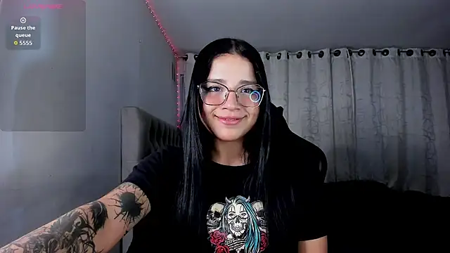 aliice walker  online show from 01-06-26, 10:56