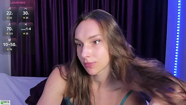 Snapshot of goodnightkitty chatting on 10-27-25, 10:03 goodnightkitty online show from 10-27-25, 10:03