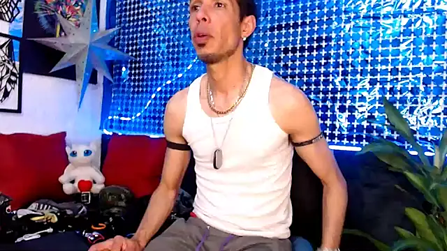 Snapshot of Mensecret69 chatting on 01-15-25, 10:06 Mensecret69 online show from 01-15-25, 10:06