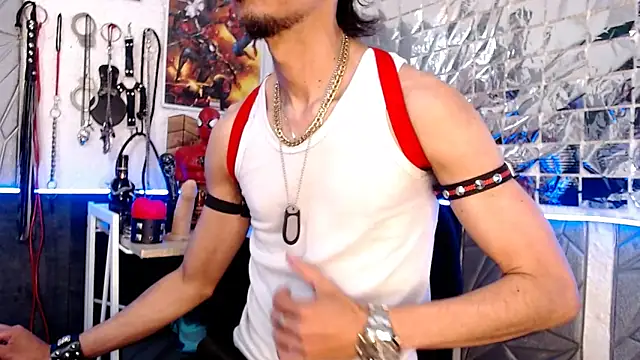 Snapshot of Mensecret69 chatting on 02-22-25, 04:30 Mensecret69 online show from 02-22-25, 04:30