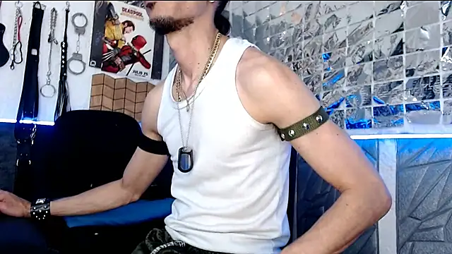 Snapshot of Mensecret69 chatting on 03-12-25, 07:06 Mensecret69 online show from 03-12-25, 07:06