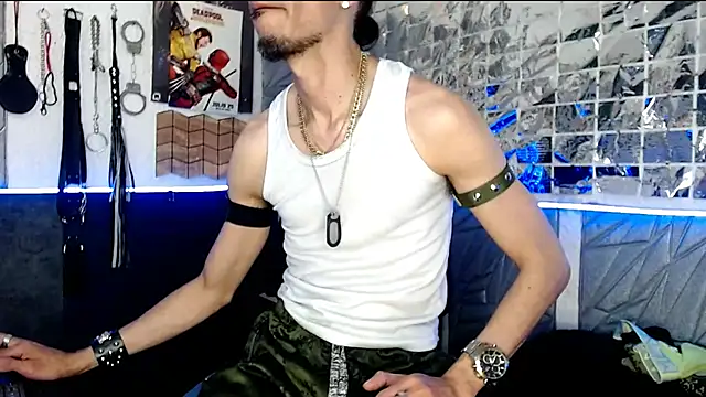 Snapshot of Mensecret69 chatting on 03-12-25, 11:44 Mensecret69 online show from 03-12-25, 11:44