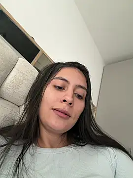 Snapshot of Sophie__Foxxx chatting on 02-20-26, 07:47 Sophie Foxxx online show from 02-20-26, 07:47